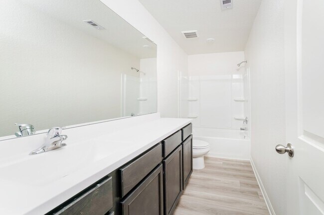 Photo - 22067 Ellison Dr