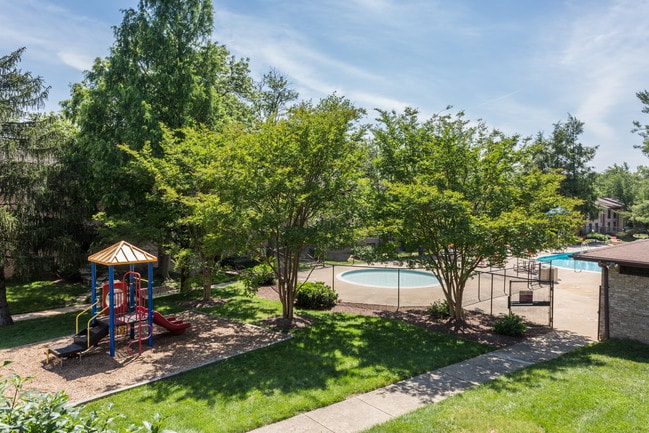 Photo - Brinkley Manor