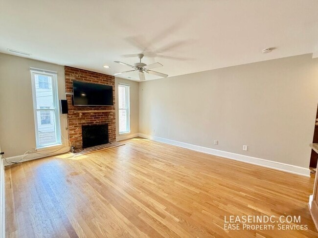 Photo - 220 13th St SE Unit #15