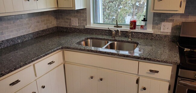 Photo - 27 E Coal St Unit 27 East Coal Street