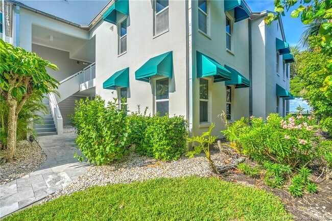 Photo - 184 NE Edgewater Dr Unidad 1001
