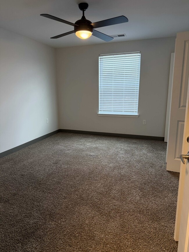 1BR, 1BA