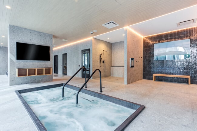 Your oasis in the heart of the city - Coast at Lakeshore East Rental