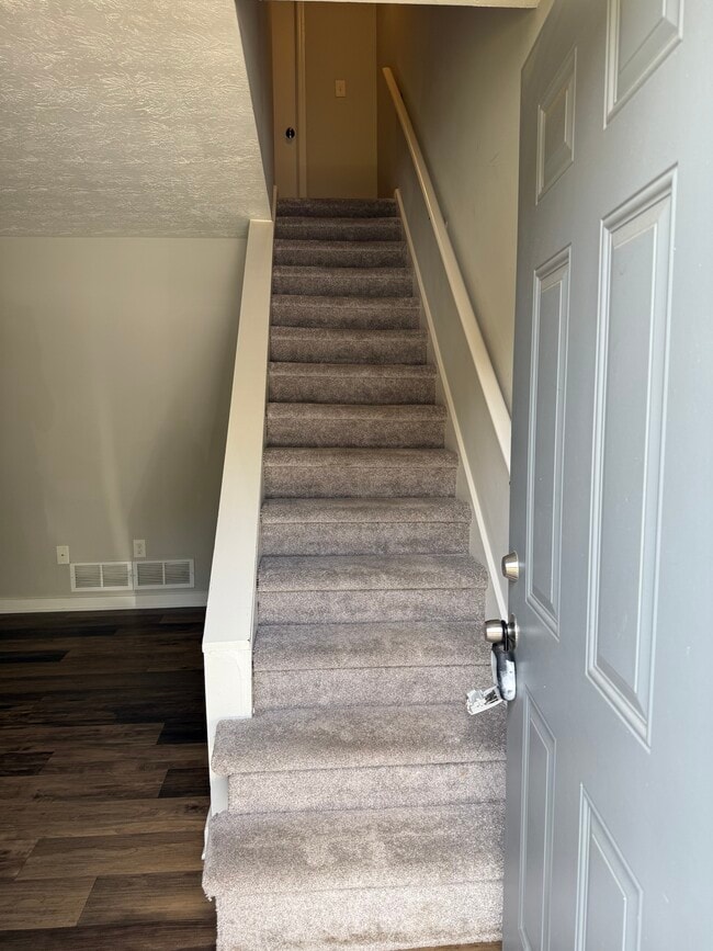 Entrance - 1071 Oakland Ave SE Unit C