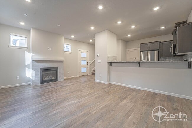 Photo - 4261 S Cloverhill Wy