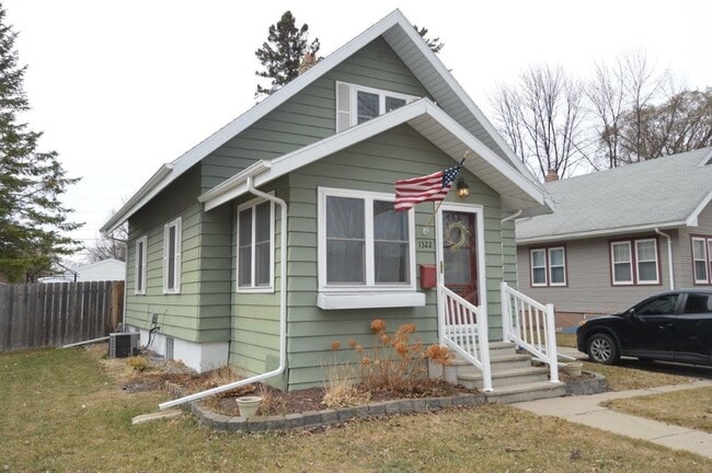 Wonderful 2 Bedroom/2 Bathroom House for Rent - Wonderful 2 Bedroom/2 Bathroom House for Rent
