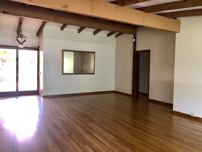 Photo - ENCHANTED LAKES 3/2/1, ENJOY KA'ELEPULU CANAL IN YOUR BACKYARD