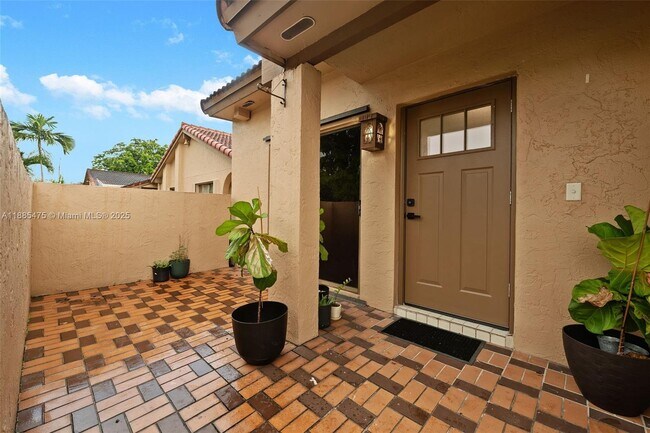 Photo - 6633 NW 179th Terrace