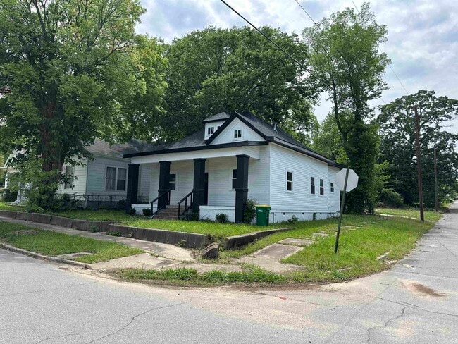 Photo - 2000 Rock St House