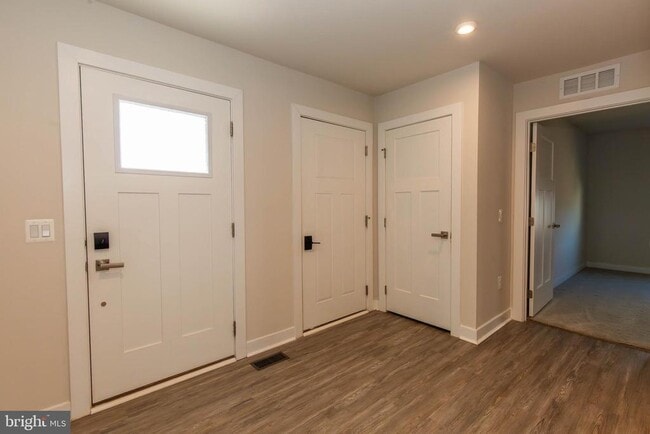 Photo - 210 Eternal Way