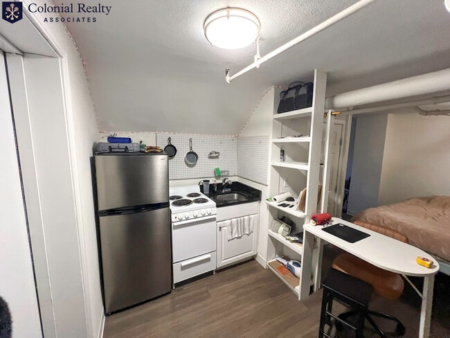 Photo - 90 Charles St Unit 1