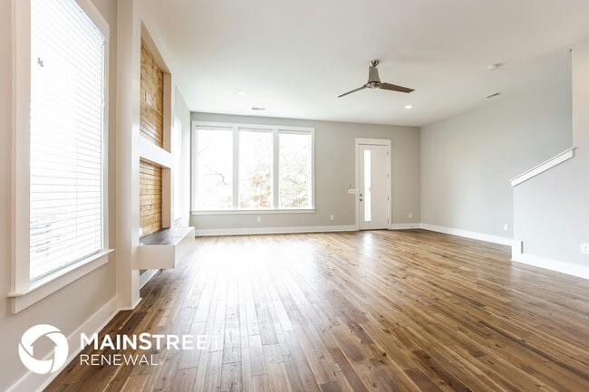 Photo - 559 Tulip Grove Rd