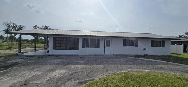 Building Photo - 3413 Areca St Rental