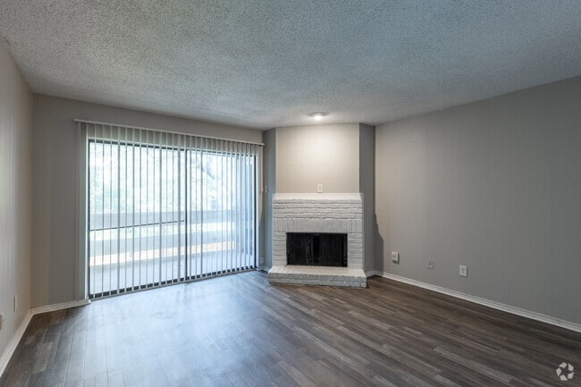 2BR, 2.5BA - 1,170SF - Living Room