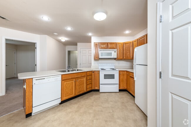 2BR, 1.5BA - 974SF