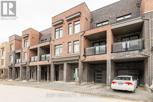 Photo - 1865 Pickering Pkwy