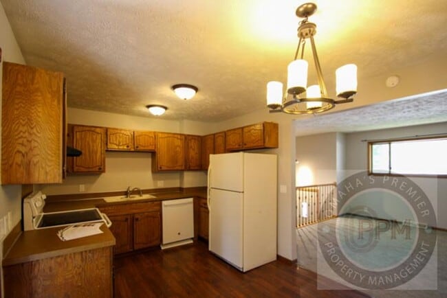 Photo - Beautiful 3 Bedroom Split entry in Gretna