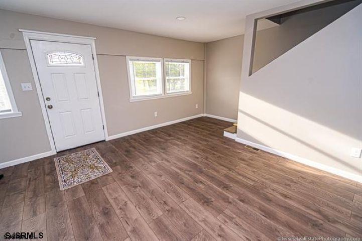 Photo - 582 2nd St