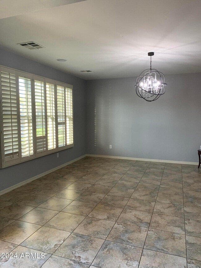 Photo - 2219 E Wisteria Dr