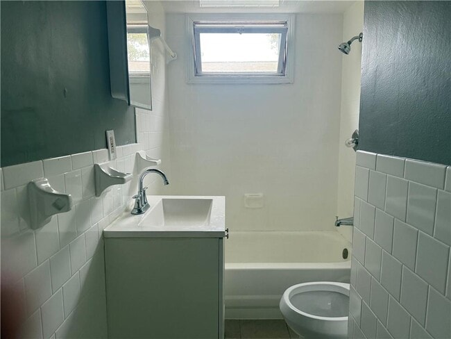 Photo - 50 E Transit St Unit 3