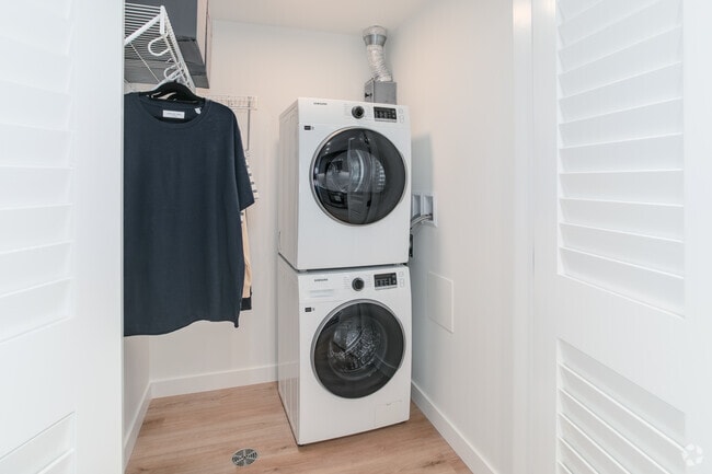 1 chambre, 1 salle de bain - 581 pi² - Buanderie - Koto - Student Rental