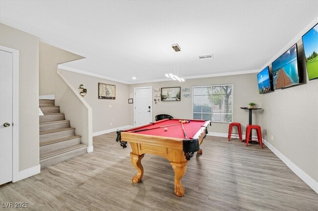 Photo - 2735 Peekskill Ave