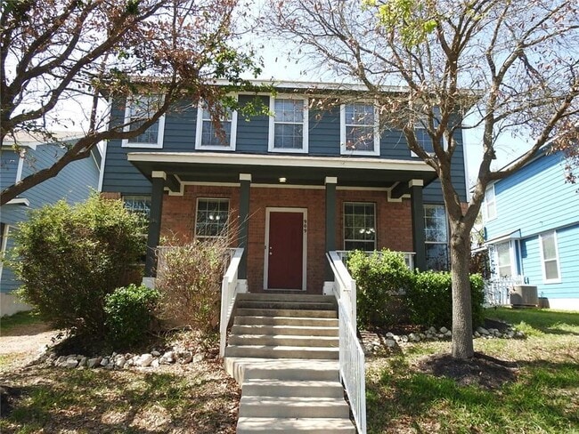 Building Photo - 909 E Park St Rental