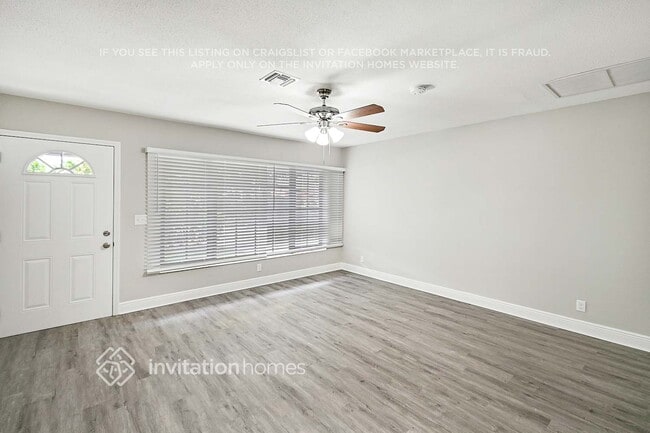 Photo - 530 S 13th Pl