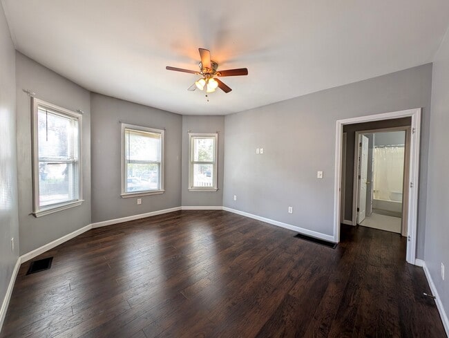 35 Bradley St Unit 1