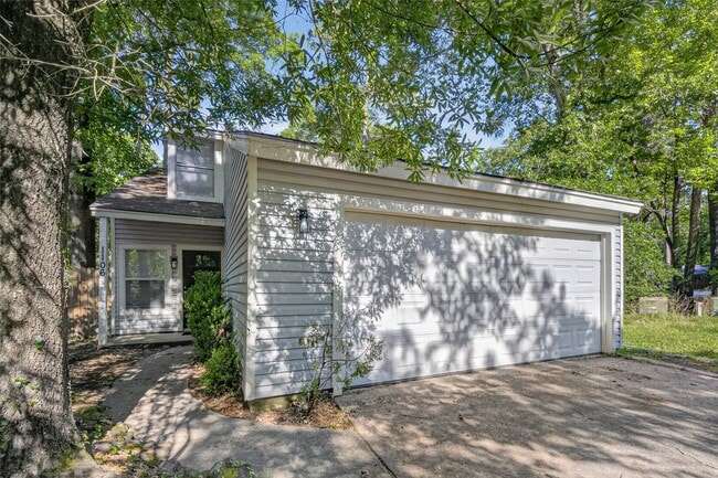 Photo - 1106 E Red Cedar Cir