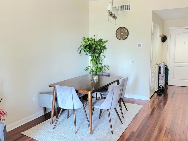 Photo - 195 14th St NE