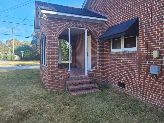 Photo - 2400 Bell St Unit A