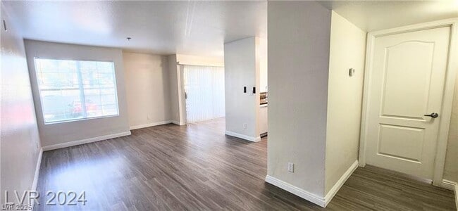2121 Blue Breeze Dr Unit 101
