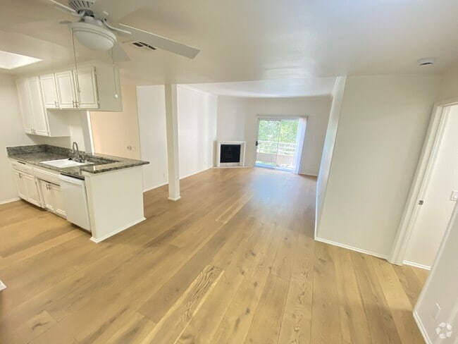 Building Photo - KES Unit 104 Rental