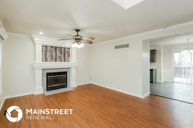 Photo - 11115 N Lewis Ave