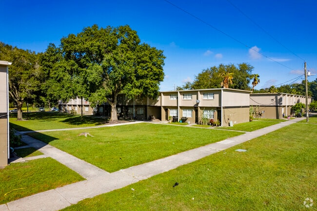 1601 E Alabama St Plant City, FL 33563-6200 - Nordica Psalms