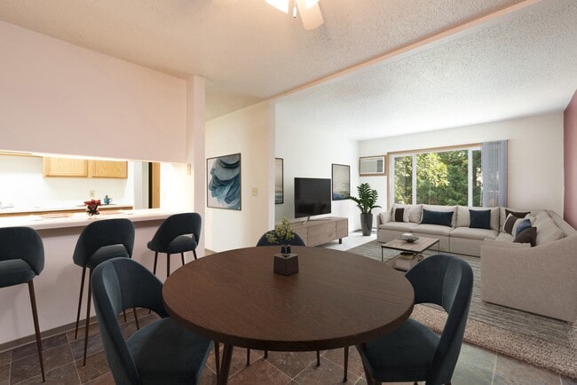 Photo - Bradbury Apartments