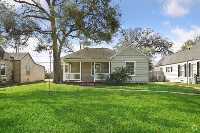 Building Photo - 4502 Rockwood Dr Rental