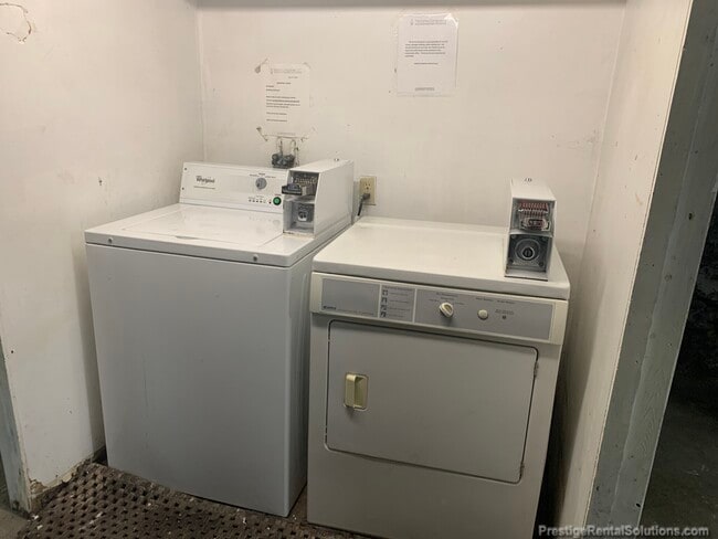 Photo - 137 Merriam Ave Unit 2