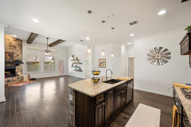 Building Photo - 1201 9th St Rental
