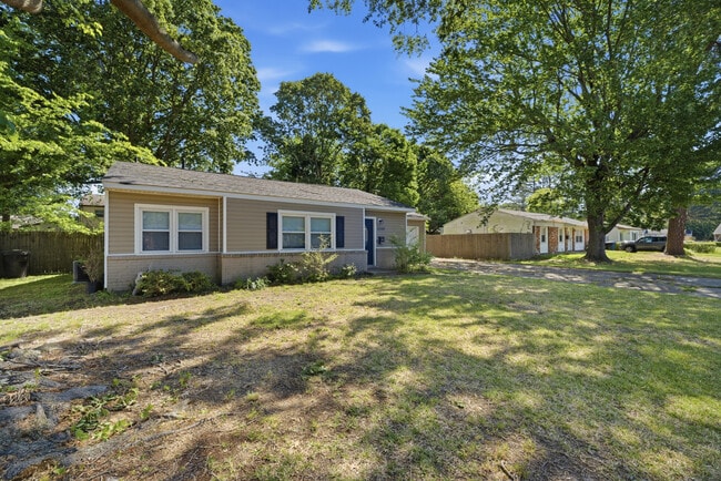 Photo - 3308 Woodsman Ln