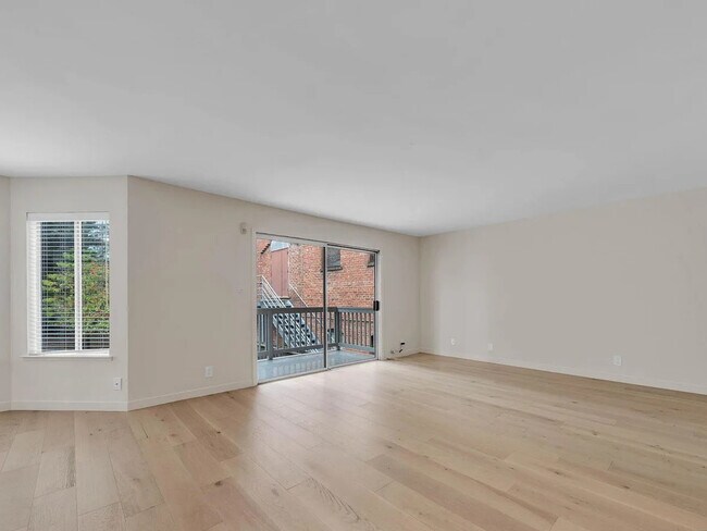 Photo - 2476 Sutter St Unit 2