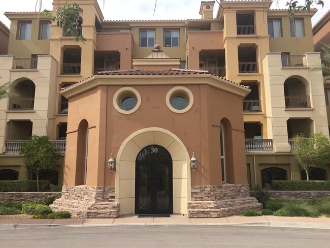 STUNNING FURNISHED LAKE LAS VEGAS CONDO! - STUNNING FURNISHED LAKE LAS VEGAS CONDO!