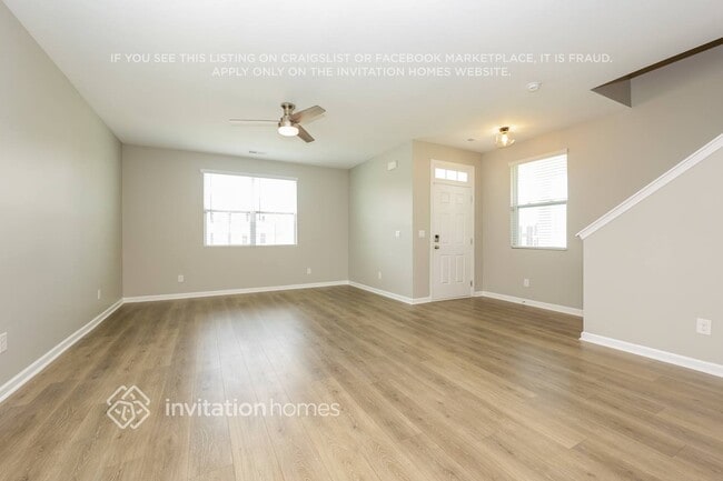 Photo - 1512 Ashgrove Pl