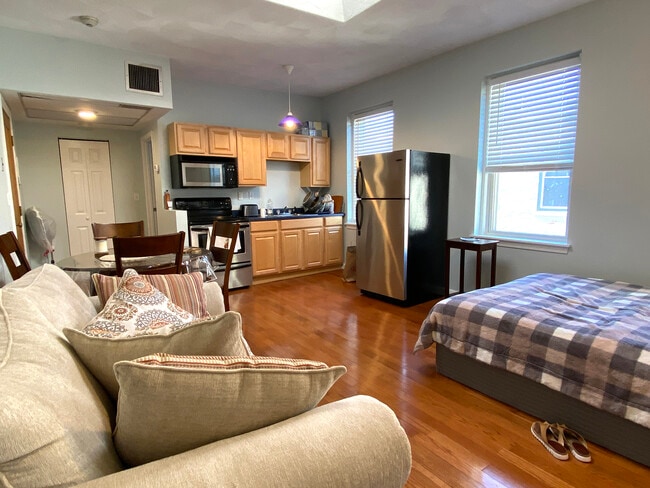1411 Commonwealth Ave Unit 504