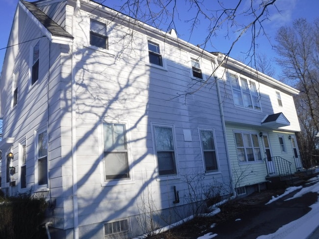 Building Photo - 11 Pierce St Unit 1