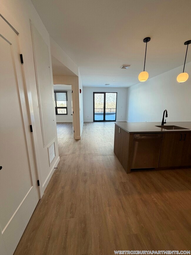 199 Gardner St Unit 411