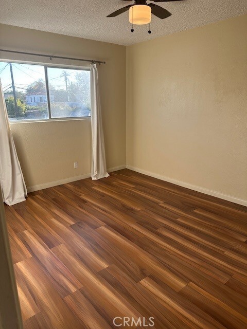 Photo - 3565 Gundry Ave