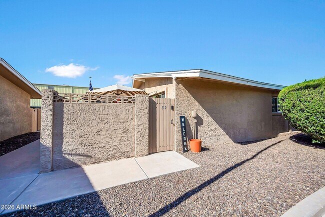 1310 S Pima