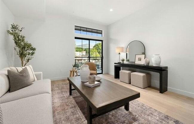Photo - 581 Higuera St Unit 30